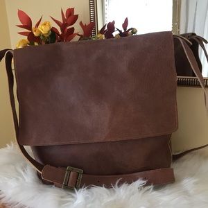 Crossbody Faux Leather Messenger Bag